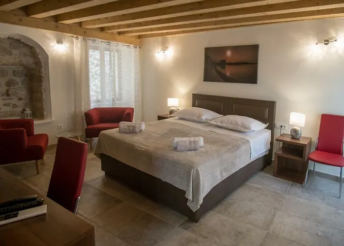 Guest house Jr Luxury Guesthouse2 4*