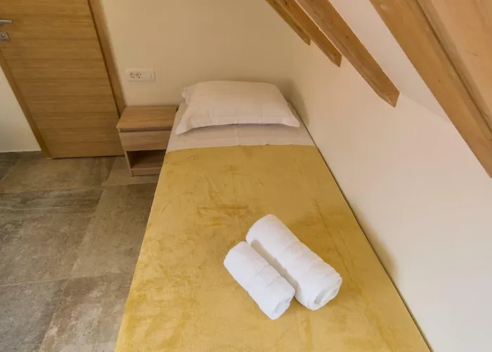 Jr Luxury Guesthouse2