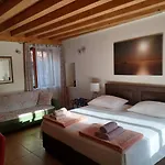 Gostinjska kuća Jr Luxury Guesthouse2 Split