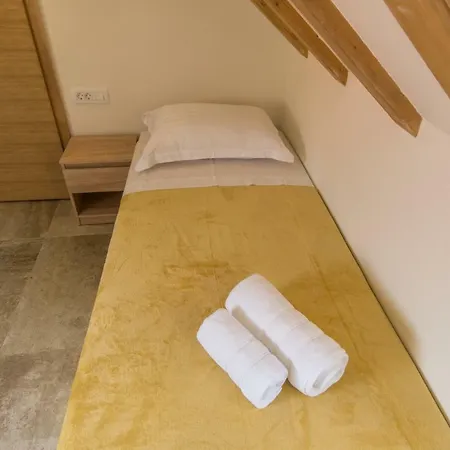 Jr Luxury Guesthouse2